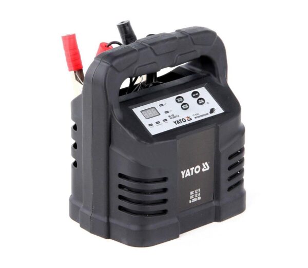 Akkumulátor töltő 12A 230V